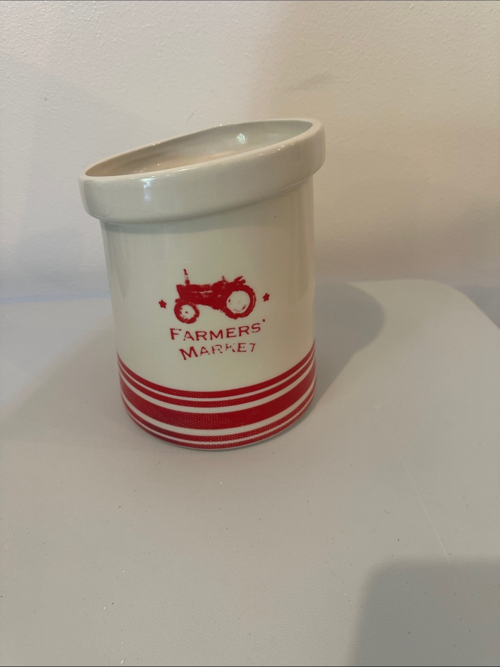 Creative Co-Op Ceramic Dish Utensil holder. Marked with Red Signature Accent